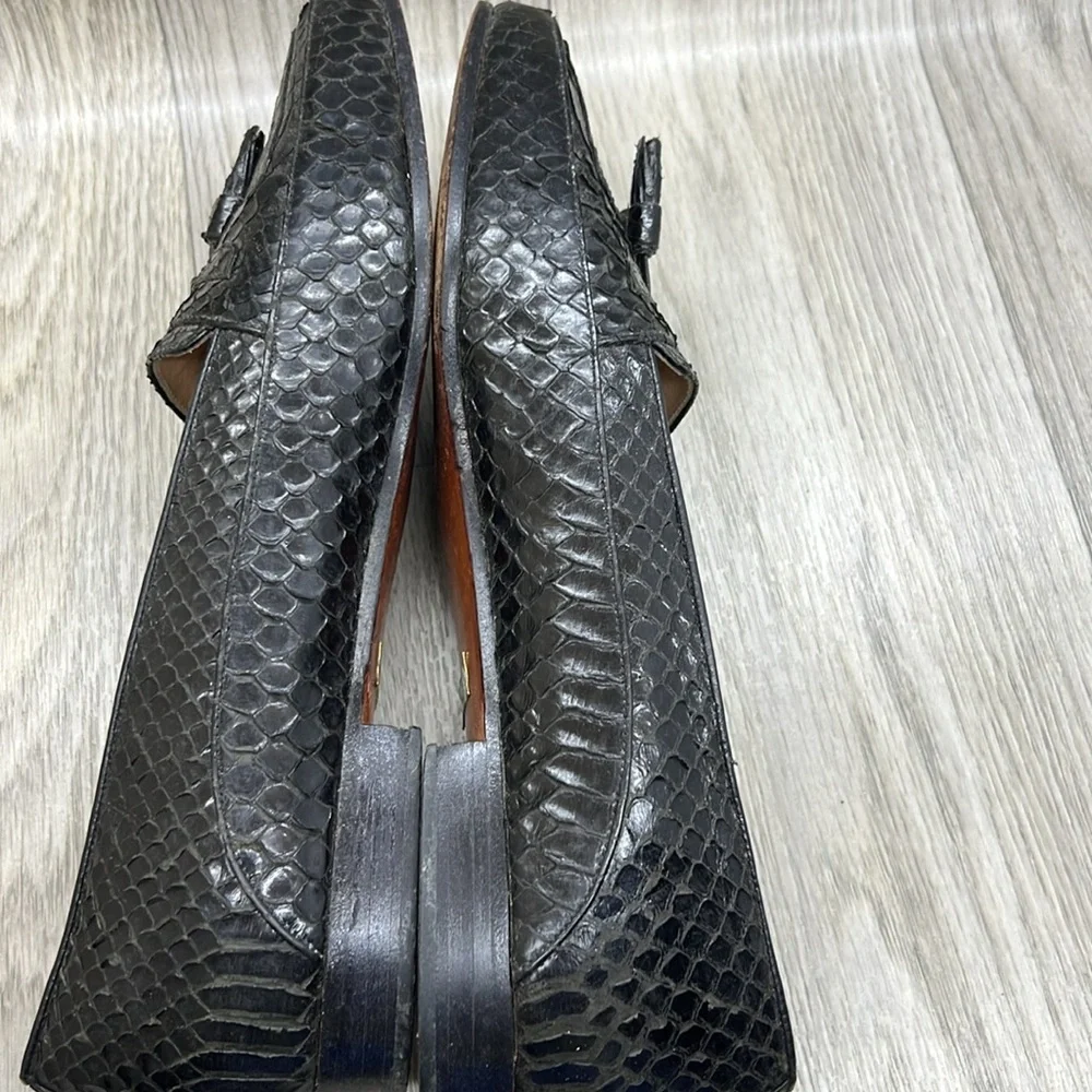 ENNESI TASSELED SLIP ON LOAFERS